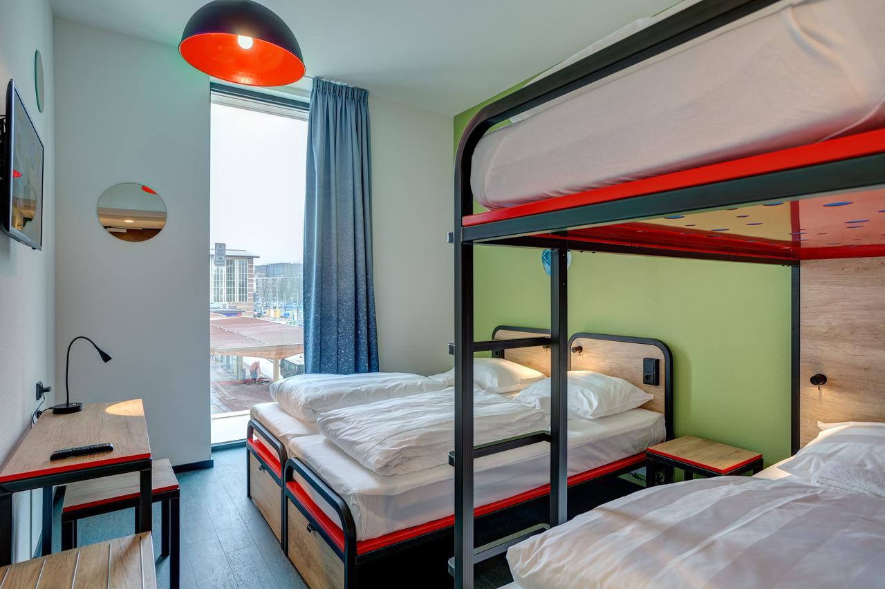 Meininger Hotel Amsterdam Amstel Ngoại thất bức ảnh